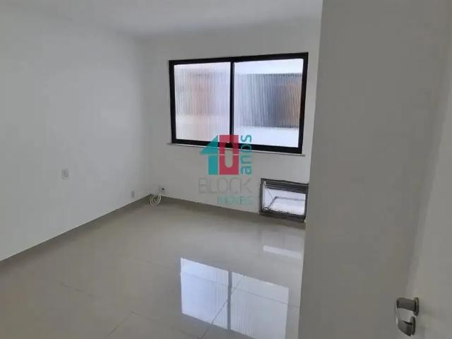 Apartamento para Venda em Rio de Janeiro/RJ Recreio dos Bandeirantes 2 Quartos