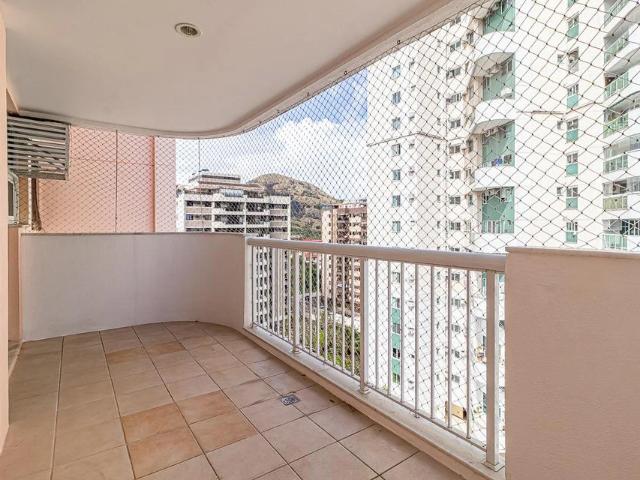 Apartamento para Venda em Rio de Janeiro/RJ Recreio dos Bandeirantes 3 Quartos
