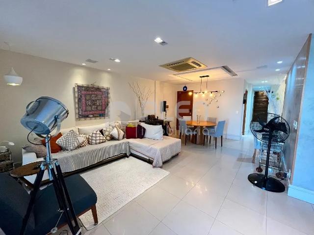 Apartamento para Venda em Rio de Janeiro/RJ Recreio dos Bandeirantes 4 Quartos