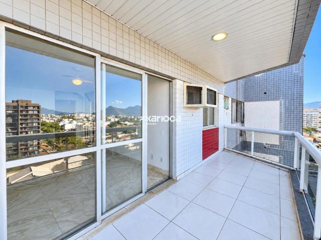 Apartamento para Venda em Rio de Janeiro/RJ Recreio dos Bandeirantes 4 Quartos