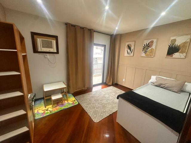 Apartamento para Venda em Rio de Janeiro/RJ Recreio dos Bandeirantes 4 Quartos