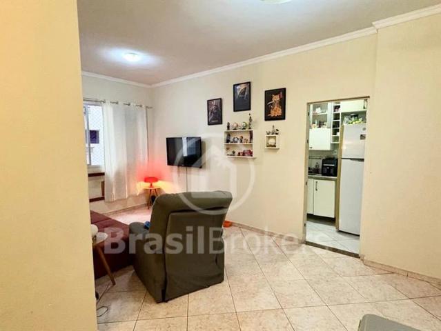 Apartamento para Venda em Rio de Janeiro/RJ Todos os Santos 2 Quartos