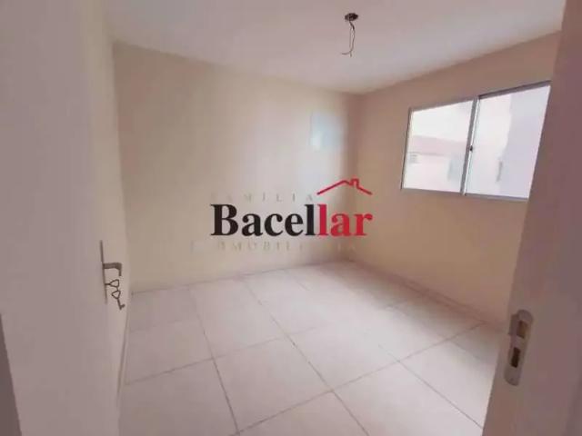 Apartamento para Venda em Rio de Janeiro/RJ Todos os Santos 2 Quartos