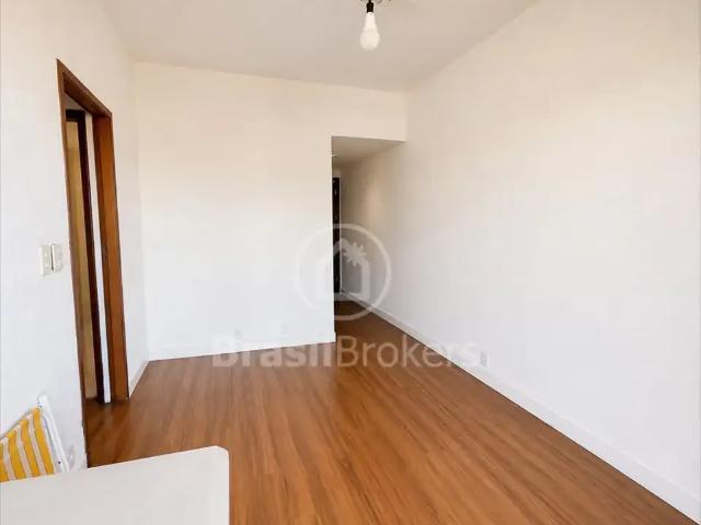 Apartamento para Venda em Rio de Janeiro/RJ Tauá 2 Quartos