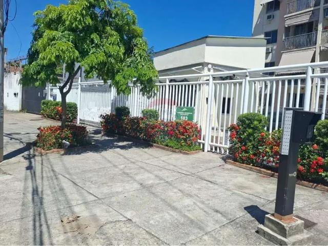 Apartamento para Venda em Rio de Janeiro/RJ Jacarepaguá 2 Quartos