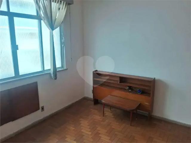Apartamento para Venda em Rio de Janeiro/RJ Tijuca 2 Quartos