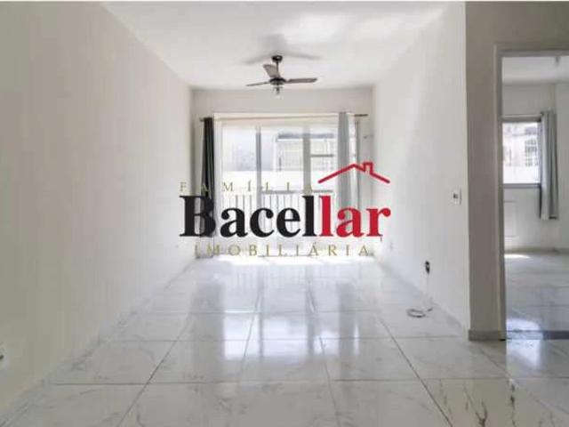 Apartamento para Venda em Rio de Janeiro/RJ Tijuca 2 Quartos