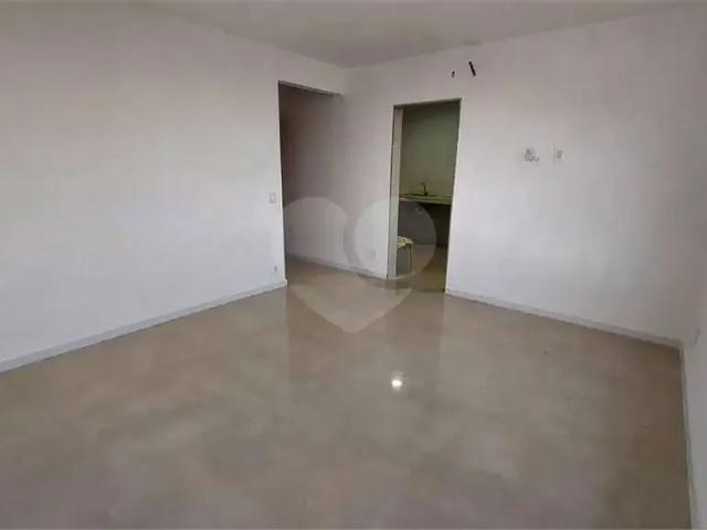 Apartamento para Venda em Rio de Janeiro/RJ Tijuca 2 Quartos