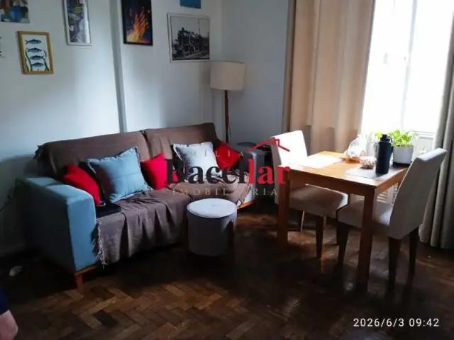 Apartamento para Venda em Rio de Janeiro/RJ Grajaú 2 Quartos