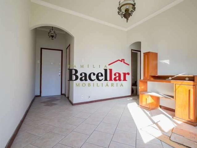 Apartamento para Venda em Rio de Janeiro/RJ Tijuca 2 Quartos