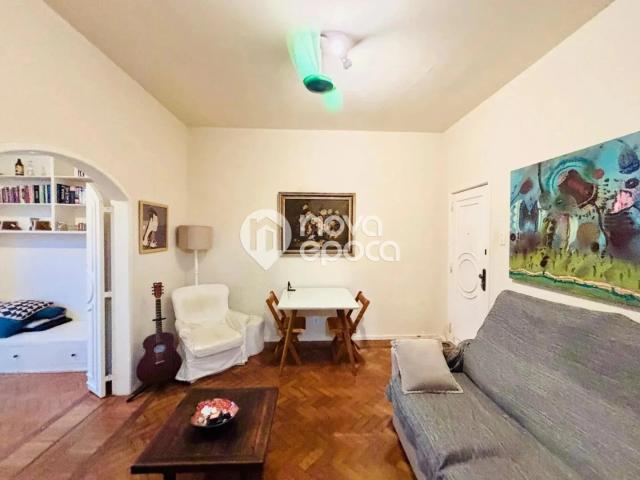 Apartamento para Venda em Rio de Janeiro/RJ Urca 2 Quartos