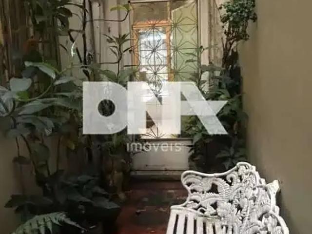 Apartamento para Venda em Rio de Janeiro/RJ Urca 2 Quartos