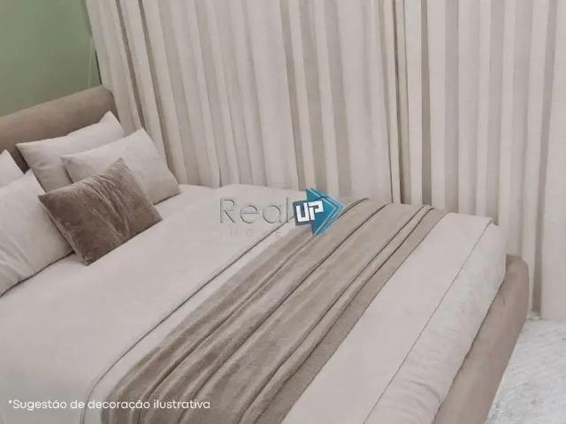 Apartamento para Venda em Rio de Janeiro/RJ Urca 2 Quartos