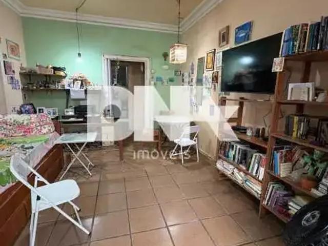 Apartamento para Venda em Rio de Janeiro/RJ Urca 2 Quartos