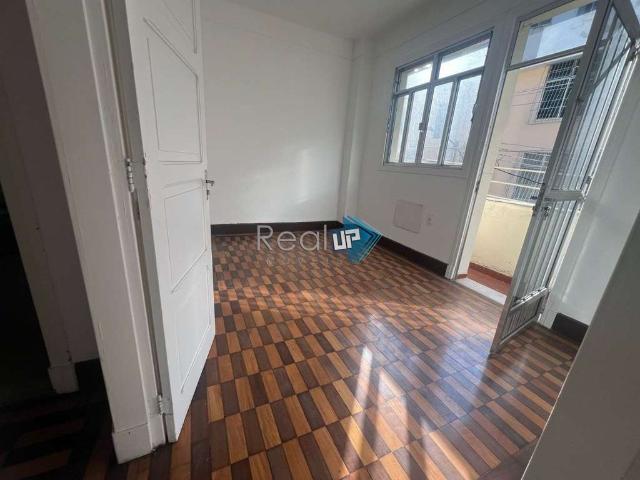 Apartamento para Venda em Rio de Janeiro/RJ Urca 3 Quartos
