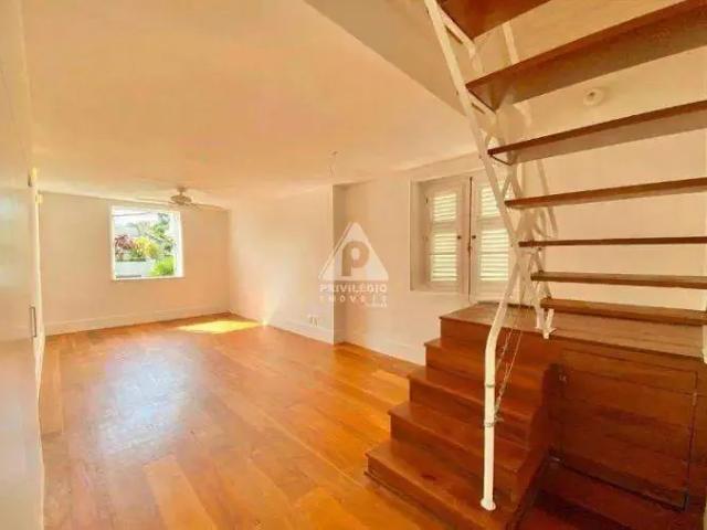 Apartamento para Venda em Rio de Janeiro/RJ Urca 3 Quartos