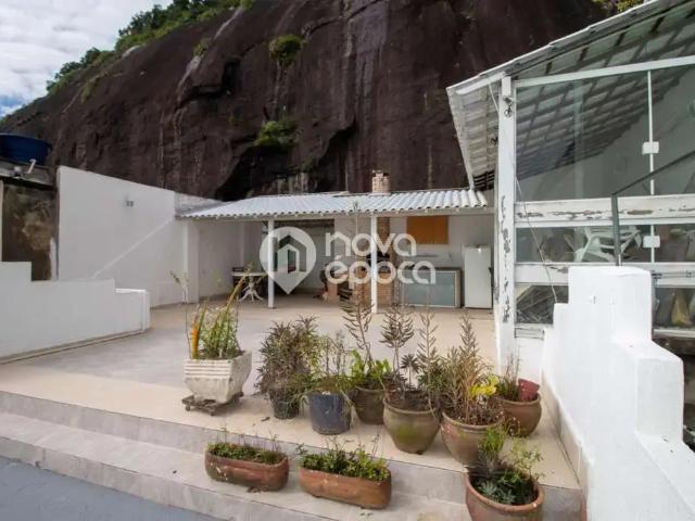 Apartamento para Venda em Rio de Janeiro/RJ Urca 3 Quartos