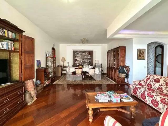 Apartamento para Venda em Rio de Janeiro/RJ Urca 3 Quartos
