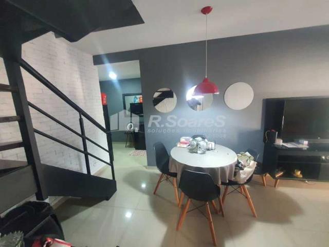Apartamento para Venda em Rio de Janeiro/RJ Vila Valqueire 3 Quartos