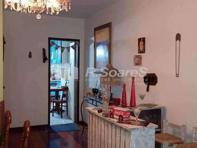 Apartamento para Venda em Rio de Janeiro/RJ Vila Valqueire 3 Quartos
