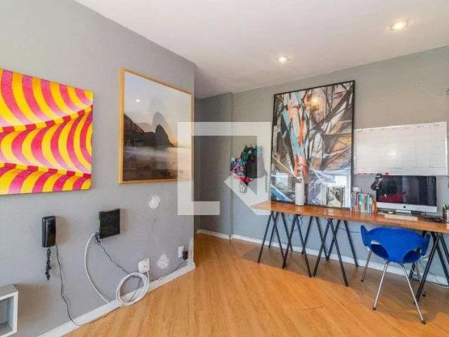 Apartamento para Venda em Rio de Janeiro/RJ Vila Valqueire 2 Quartos