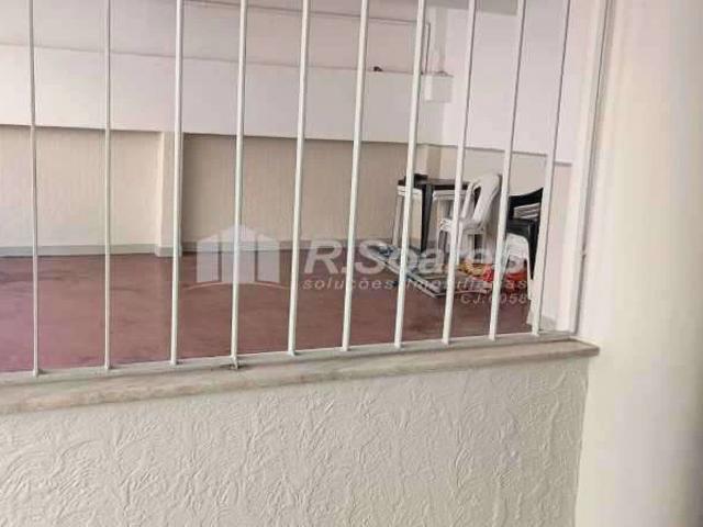 Apartamento para Venda em Rio de Janeiro/RJ Vila Valqueire 2 Quartos