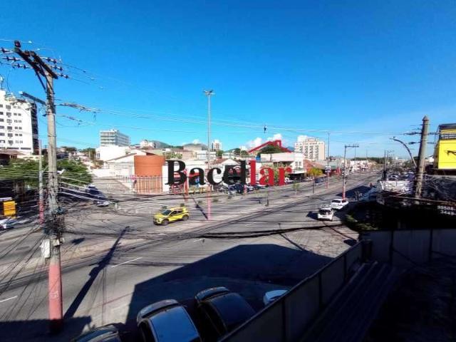 Apartamento para Venda em Rio de Janeiro/RJ Vila Valqueire 2 Quartos