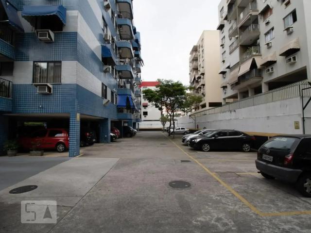 Apartamento para Venda em Rio de Janeiro/RJ Vila Valqueire 2 Quartos