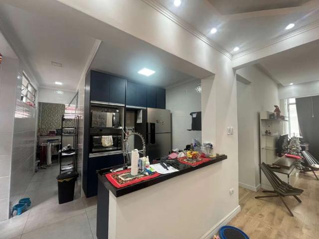 Apartamento para Venda em São Vicente/SP Centro 2 Quartos