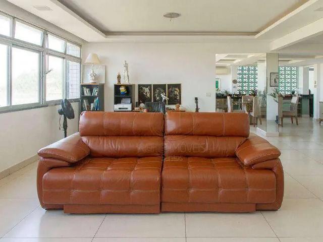 Apartamento para Venda em São Vicente/SP Itararé 4 Quartos
