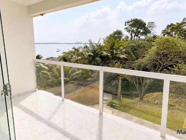 Apartamento para Venda em São Francisco do Sul/SC Paulas 4 Quartos