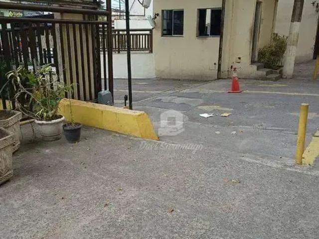 Apartamento para Venda em São Gonçalo/RJ Centro 2 Quartos