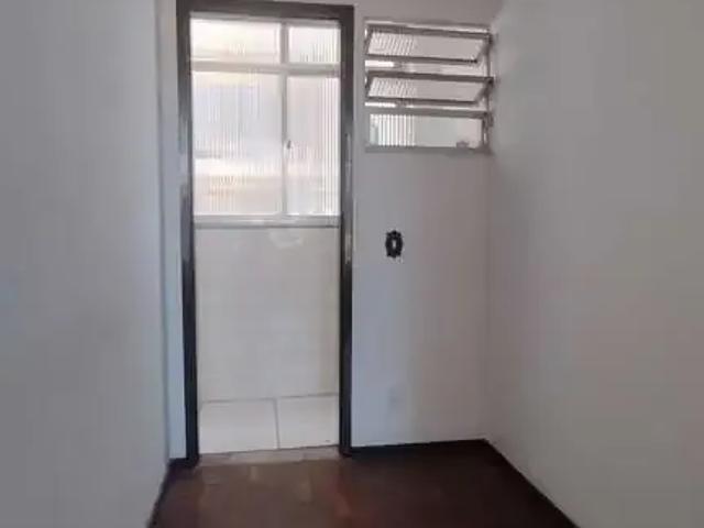 Apartamento para Venda em São Gonçalo/RJ Centro 2 Quartos