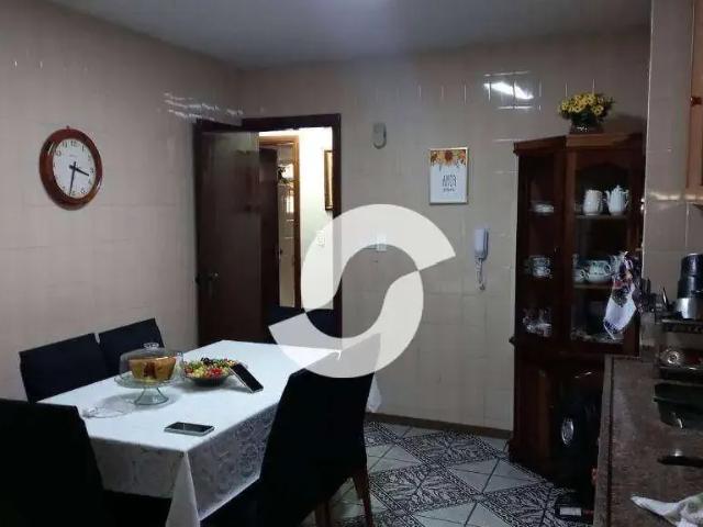Apartamento para Venda em São Gonçalo/RJ Centro 2 Quartos