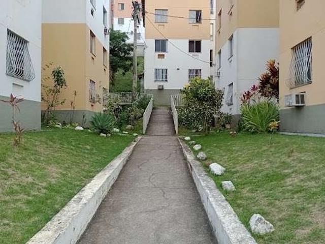 Apartamento para Venda em São Gonçalo/RJ Tribobó 2 Quartos