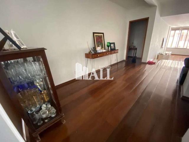 Apartamento para Venda em São José do Rio Preto/SP Centro 4 Quartos