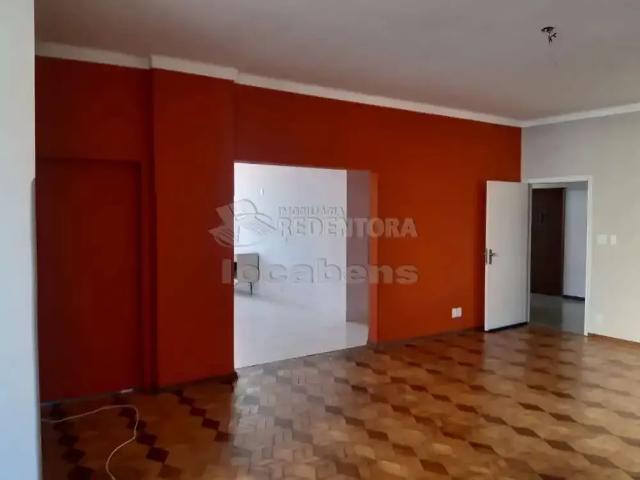 Apartamento para Venda em São José do Rio Preto/SP Centro 3 Quartos