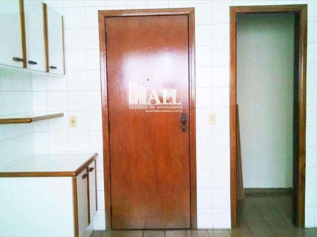 Apartamento para Venda em São José do Rio Preto/SP Centro 3 Quartos