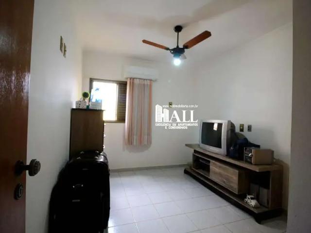 Apartamento para Venda em São José do Rio Preto/SP Jardim Ouro Verde 3 Quartos