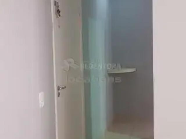 Apartamento para Venda em São José do Rio Preto/SP Parque das Flores II 2 Quartos