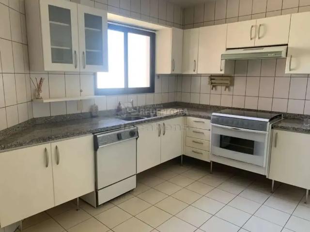 Apartamento para Venda em São José do Rio Preto/SP Vila Redentora 3 Quartos