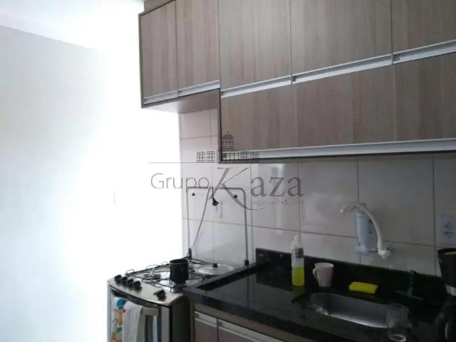 Apartamento para Venda em São José dos Campos/SP Vila Maria 2 Quartos