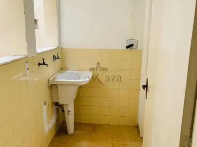 Apartamento para Venda em São José dos Campos/SP Vila Adyana 2 Quartos