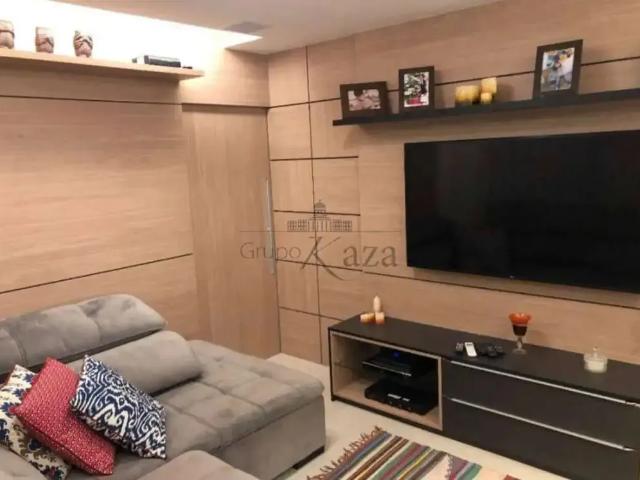 Apartamento para Venda em São José dos Campos/SP Vila Guaianazes 3 Quartos