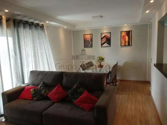 Apartamento para Venda em São José dos Campos/SP Vila Industrial 3 Quartos