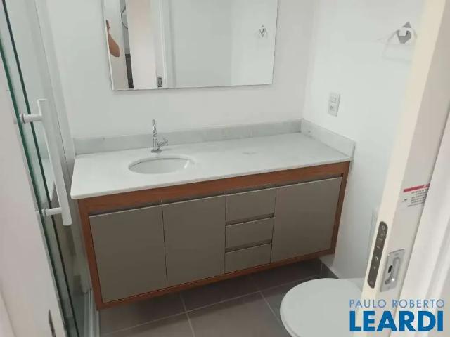 Apartamento para Venda em São José dos Campos/SP Vila Industrial 2 Quartos