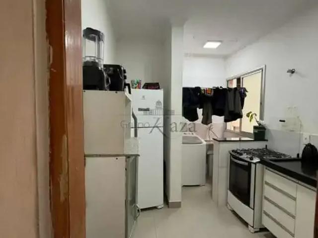 Apartamento para Venda em São José dos Campos/SP Bosque dos Eucaliptos 2 Quartos