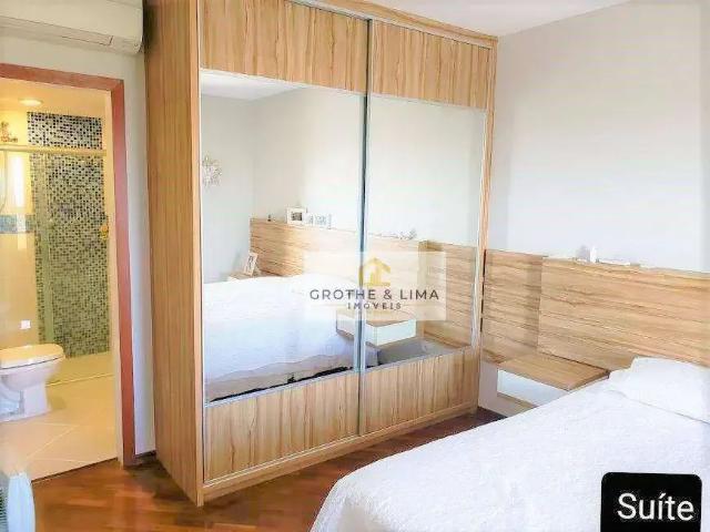 Apartamento para Venda em São José dos Campos/SP Centro 4 Quartos