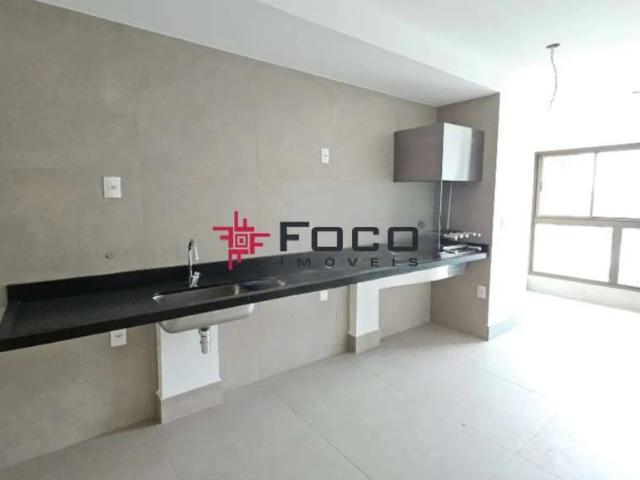 Apartamento para Venda em São José dos Campos/SP Condomínio Royal Park 2 Quartos