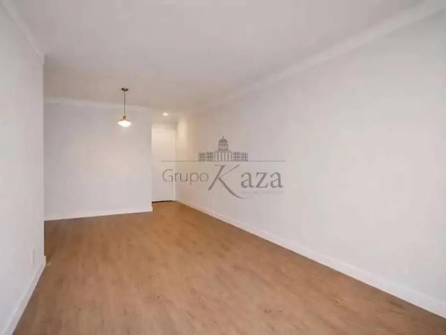 Apartamento para Venda em São José dos Campos/SP Jardim das Colinas 2 Quartos